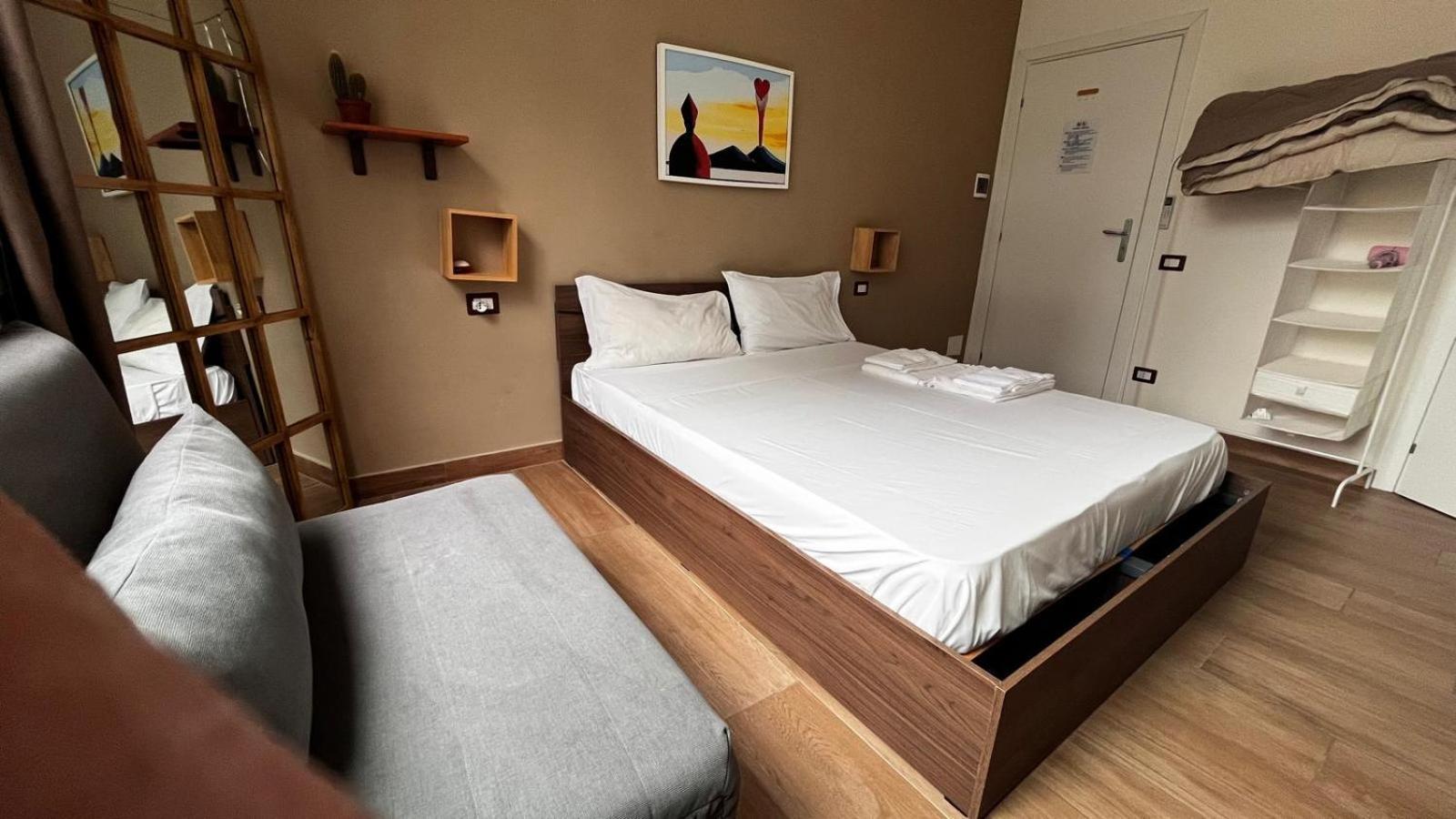 Vespucci Rooms Naples Bilik gambar