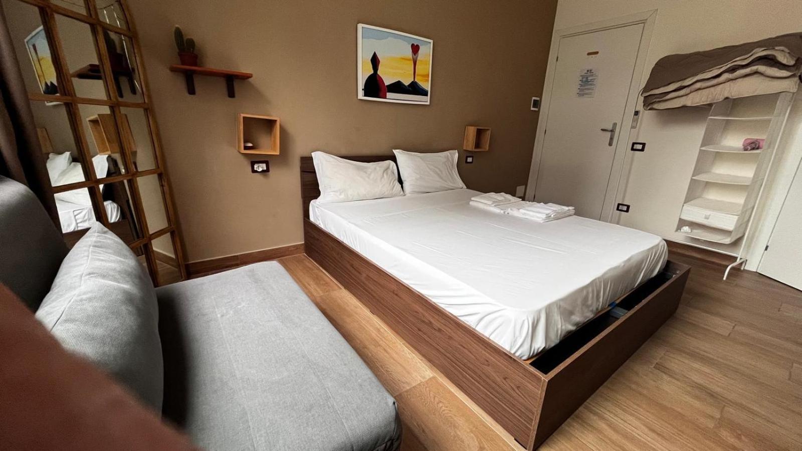 Vespucci Rooms Naples Bilik gambar